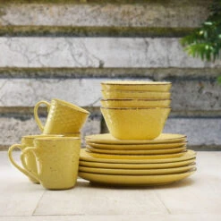 Bumble Bee Yellow 16 Piece Dinnerware Set, Service For 4 15 Bumble Bee Yellow 16 Piece Dinnerware Set, Service For 4 -Kitchen Supplies Store 5286600 PFZ Bumble Bee 16pc Set Stacked Lifestyle